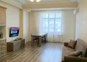  Sumqayıt şəhərində 75m² mənzil kirayə verilir