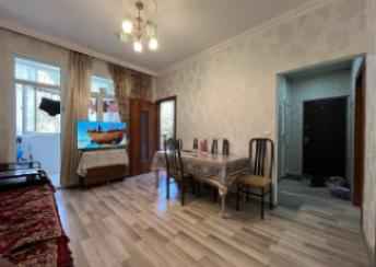  3-cü mikrorayon qəsəbəsində 80m² mənzil satılır