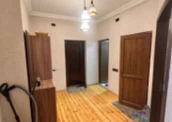  Gəncə şəhərində 80m² mənzil kirayə verilir