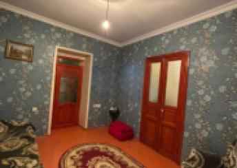  28 May qəsəbəsində 160m² mənzil satılır