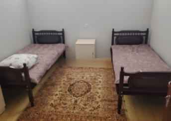  Şəki şəhərində 90m² mənzil kirayə verilir