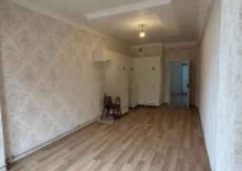  Yeni Yasamal qəsəbəsində 82m² mənzil kirayə verilir