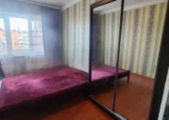  Qaraçuxur qəsəbəsində 60m² mənzil kirayə verilir