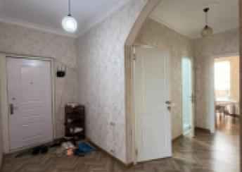  9-cu mikrorayon qəsəbəsində 125m² mənzil satılır