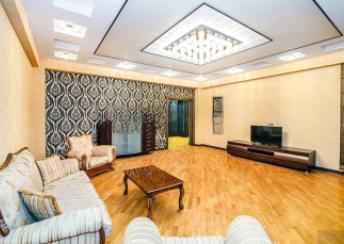  Bakı şəhərində 190m² mənzil kirayə verilir