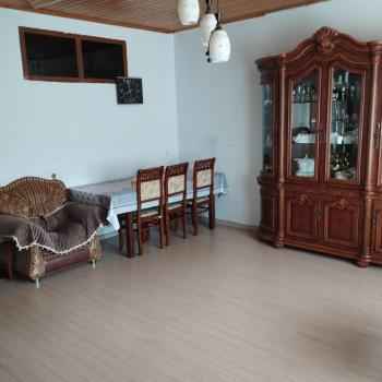  Günəşli qəsəbəsində 108m² mənzil satılır