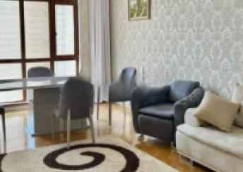  28 May qəsəbəsində 60m² mənzil kirayə verilir