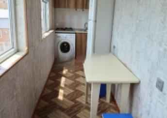  Yeni Günəşli qəsəbəsində 55m² mənzil kirayə verilir