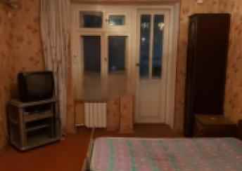  Həzi Aslanov qəsəbəsində 55m² mənzil kirayə verilir