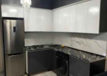  Yeni Yasamal qəsəbəsində 60m² mənzil kirayə verilir