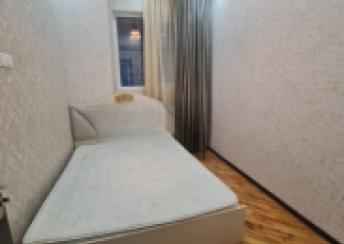  Yeni Yasamal qəsəbəsində 48m² mənzil kirayə verilir
