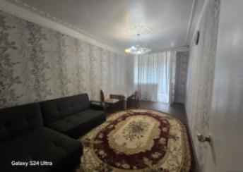  Qaraçuxur qəsəbəsində 60m² mənzil kirayə verilir