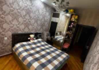  4-cü mikrorayon qəsəbəsində 100m² mənzil kirayə verilir