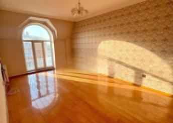  Sumqayıt şəhərində 76m² mənzil kirayə verilir