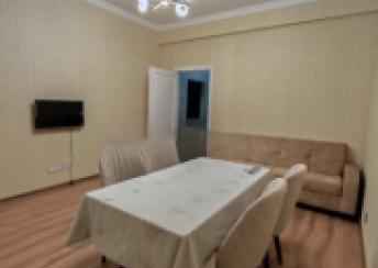  Sumqayıt şəhərində 78m² mənzil kirayə verilir