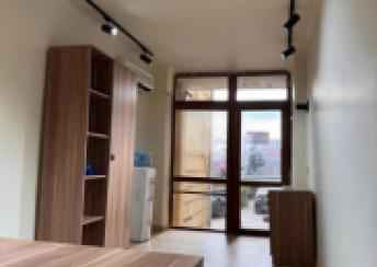 Yeni Yasamal qəsəbəsində ofis kirayə verilir