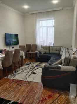  Bülbülə qəsəbəsində 156m² həyət evi satılır