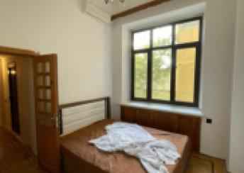  28 May qəsəbəsində 50m² mənzil kirayə verilir