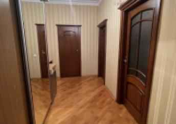  9-cu mikrorayon qəsəbəsində 55m² mənzil satılır