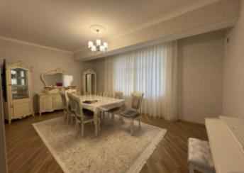  Bayıl qəsəbəsində 82m² mənzil kirayə verilir