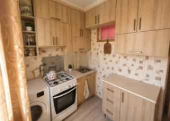  Yeni Günəşli qəsəbəsində 40m² mənzil kirayə verilir