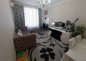  Köhnə Günəşli qəsəbəsində 82m² mənzil satılır
