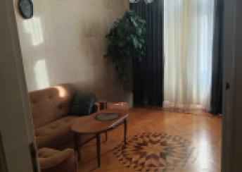  28 May qəsəbəsində 75m² mənzil kirayə verilir