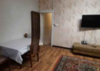  28 May qəsəbəsində 45m² mənzil kirayə verilir