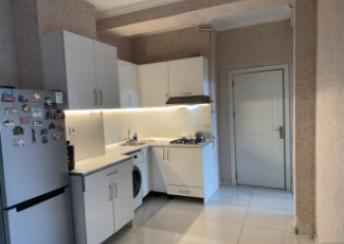  Sumqayıt şəhərində 60m² mənzil kirayə verilir