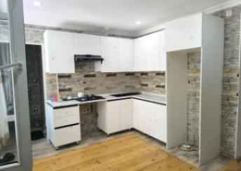  Biləcəri qəsəbəsində 65m² mənzil kirayə verilir
