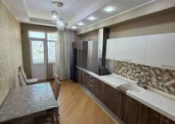  28 May qəsəbəsində 180m² mənzil kirayə verilir
