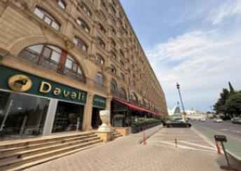  Bakı şəhərində 110m² mənzil satılır