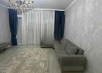  Lökbatan qəsəbəsində 154m² mənzil kirayə verilir