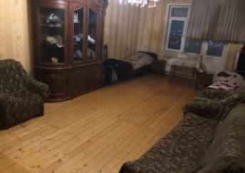  Bakı şəhərində 100m² mənzil kirayə verilir
