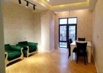  28 May qəsəbəsində 70m² mənzil kirayə verilir