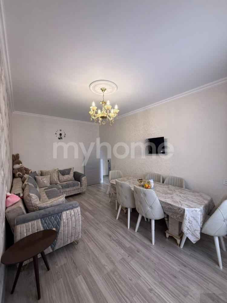  Bakı şəhərində 110m² mənzil satılır