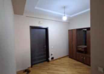  Yeni Yasamal qəsəbəsində 100m² mənzil kirayə verilir