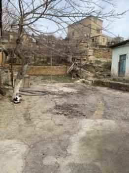  Lökbatan qəsəbəsində torpaq satılır