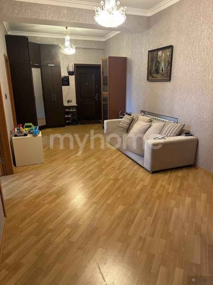  Bakı şəhərində 126m² mənzil satılır