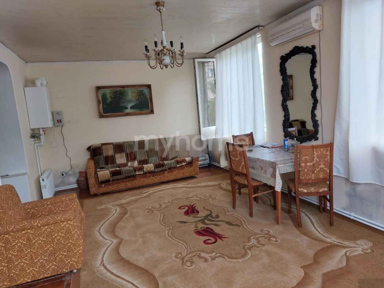  Bakı şəhərində 45m² mənzil kirayə verilir