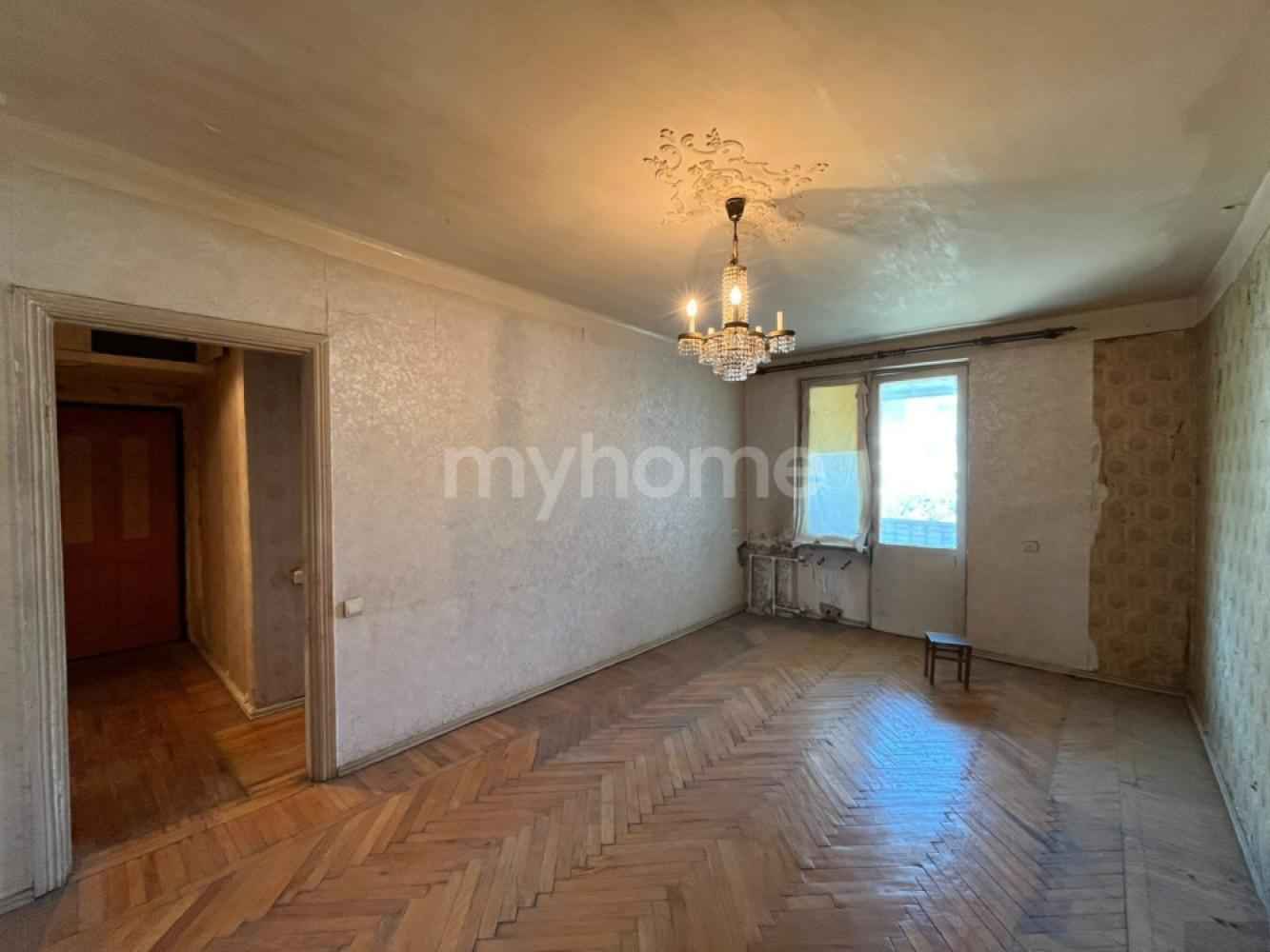  Yasamal qəsəbəsində 50m² mənzil satılır