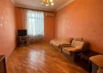  Sahil qəsəbəsində 72m² mənzil kirayə verilir