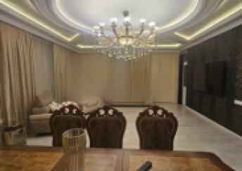  8-ci mikrorayon qəsəbəsində 255m² mənzil satılır