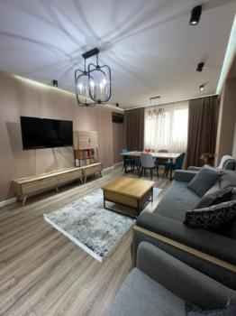  Yeni Günəşli qəsəbəsində 131m² mənzil satılır