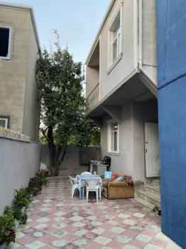  Abşeron rayonunda 200m² həyət evi satılır