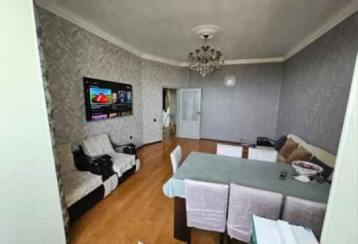  Bakıxanov qəsəbəsində 84m² mənzil satılır