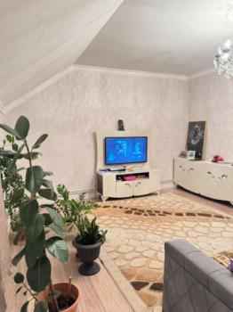  Əmircan qəsəbəsində 84m² həyət evi satılır