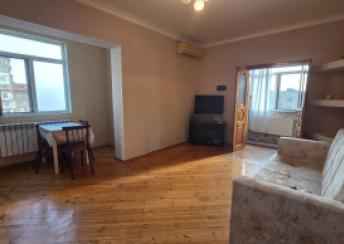  Buzovna qəsəbəsində 35m² mənzil kirayə verilir