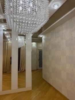 Nərimanov rayonunda 177m² mənzil satılır