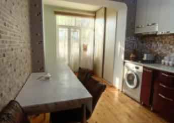  Sumqayıt şəhərində 70m² mənzil kirayə verilir